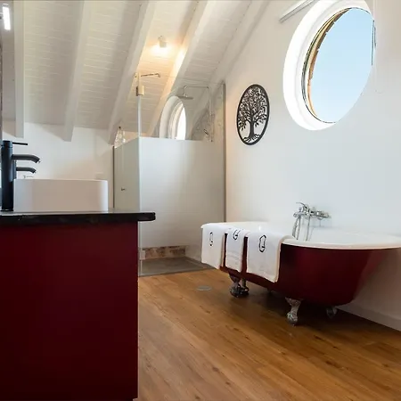 Quinta Pedras Novas Apartamento *